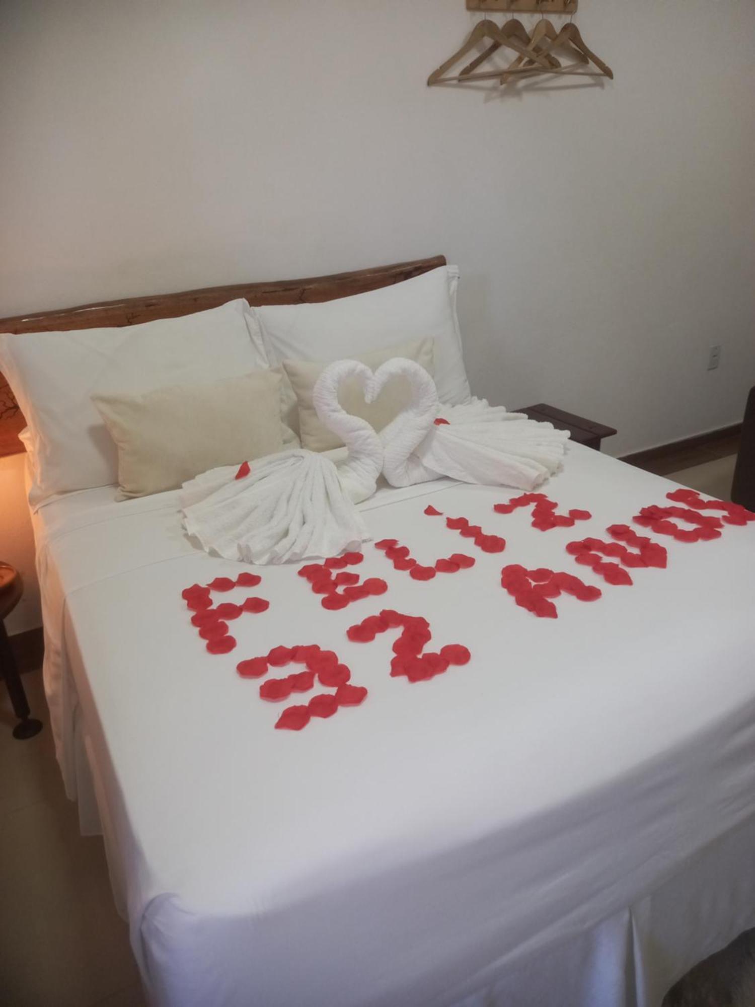 Suites Mathias Flat กงแซร์วาตอเรีย ภายนอก รูปภาพ